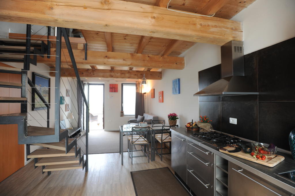 Monte Maino Bed & Breakfast Desenzano del Garda Zimmer foto