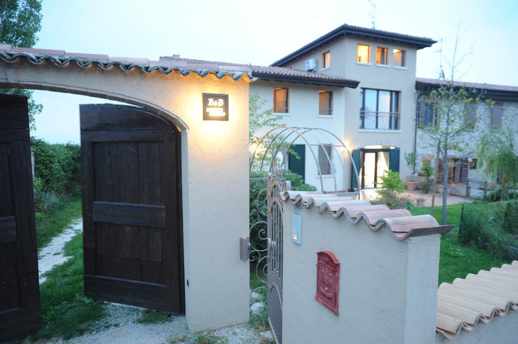 Monte Maino Bed & Breakfast Desenzano del Garda Exterior foto
