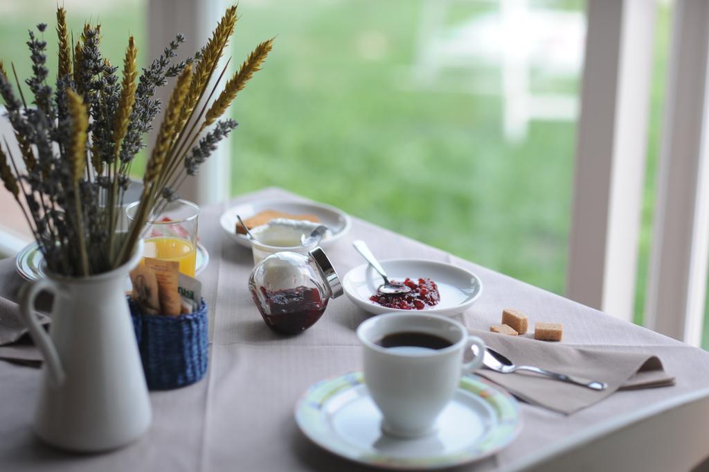 Monte Maino Bed & Breakfast Desenzano del Garda Exterior foto