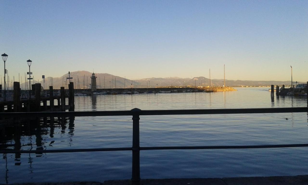Monte Maino Bed & Breakfast Desenzano del Garda Exterior foto