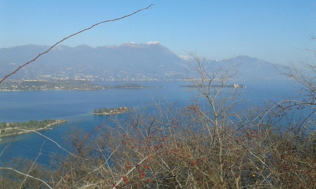 Monte Maino Bed & Breakfast Desenzano del Garda Exterior foto